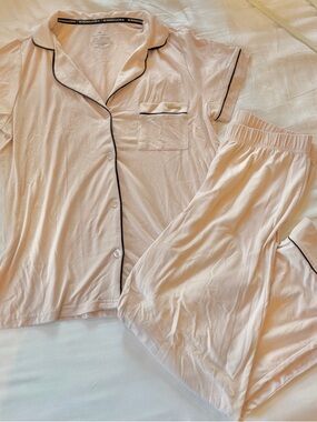 BCBG Soft Pink Short Sleeve Pajama Set with Black Piping